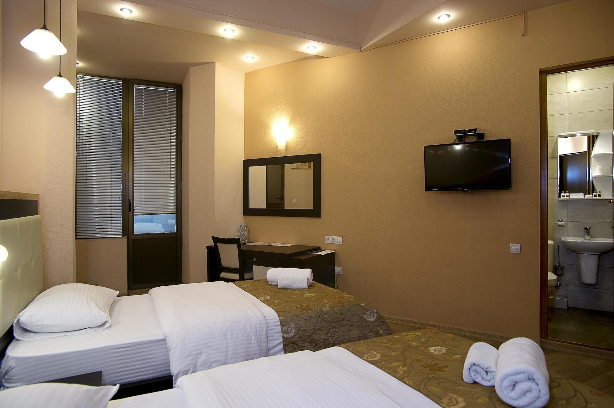Coral Boutique Hotel Tbilisi Exterior photo