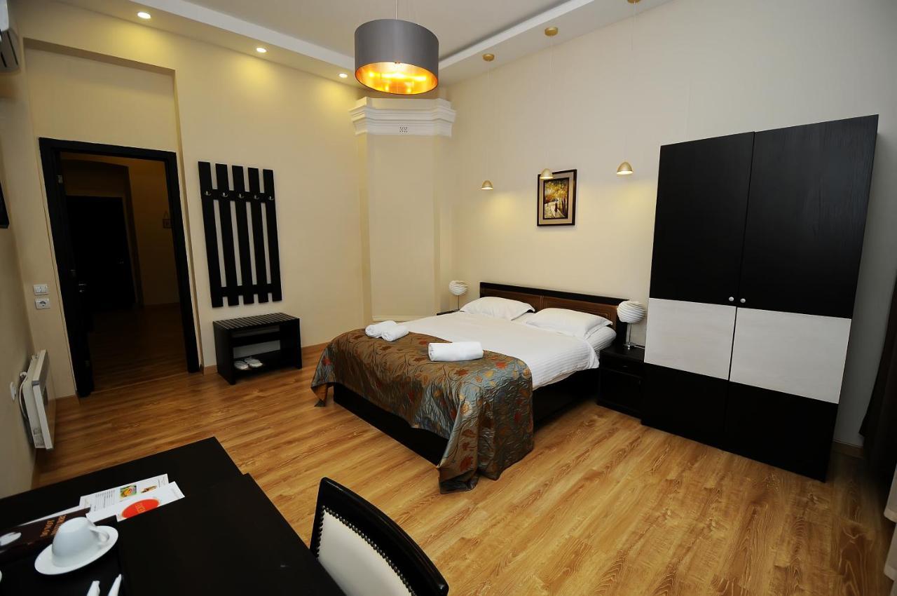 Coral Boutique Hotel Tbilisi Exterior photo