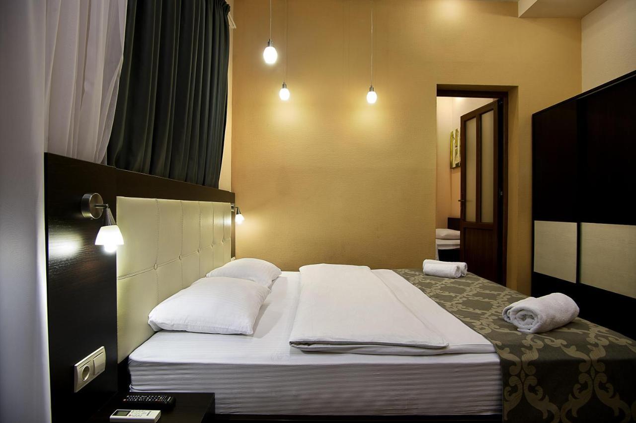 Coral Boutique Hotel Tbilisi Exterior photo